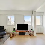 Eiffel Tower View - Charming Artist Apartment - Gethosted